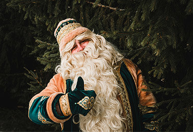 Татарский Дед Мороз приглашает в Казань на Новогодние каникулы!