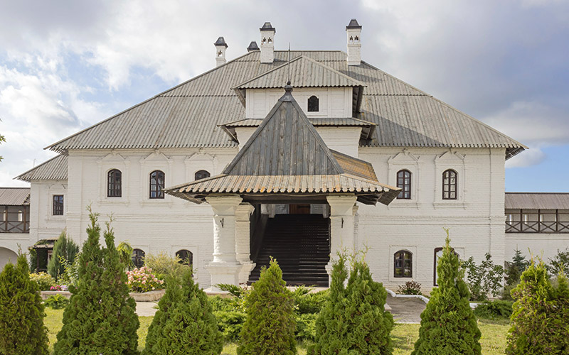 Архимандритский корпус монастыря